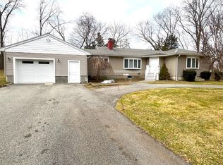 5 Weir Rd, Waltham, MA 02451