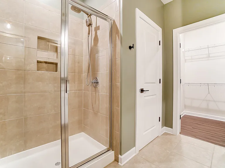 5609 Lavaux Ct — Photo 24