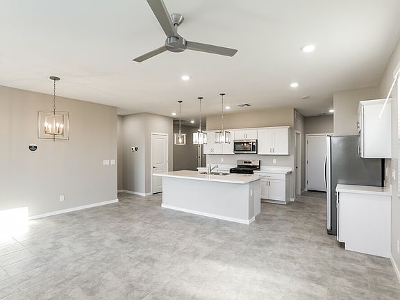 4th image of 6829 W Marguerite Ave