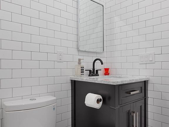 5th image of 450 Harman St #4F