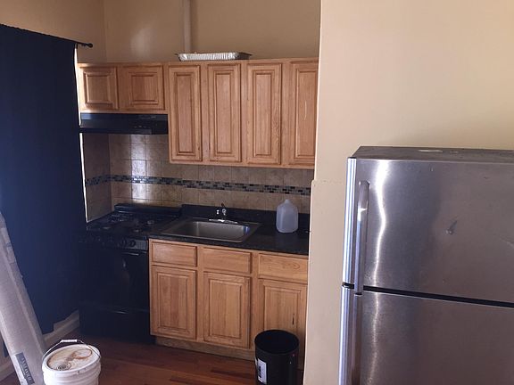 3rd image of 1225 Manor Ave #2H
