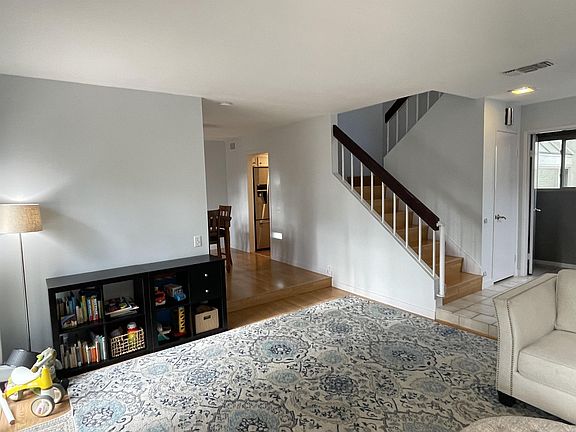 4th image of 5833 Menorca Dr