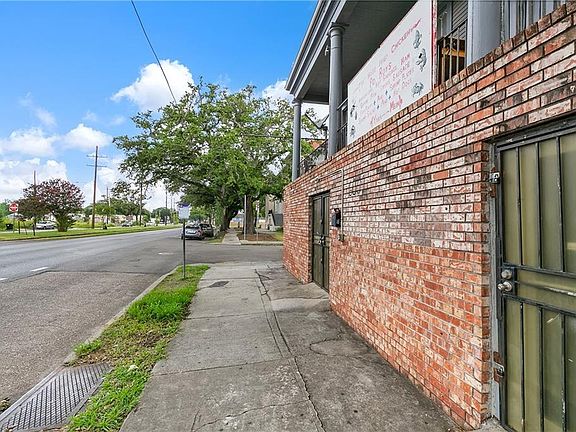 3rd image of 6001 Stclaude St