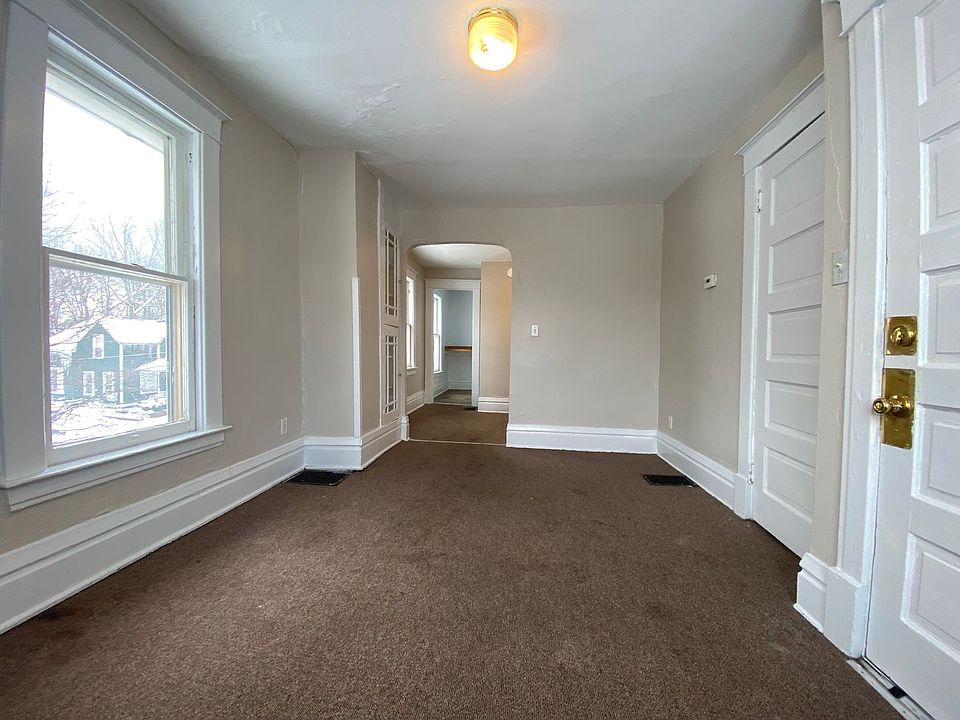 1st image of 1324 S Westnedge Ave APT 3