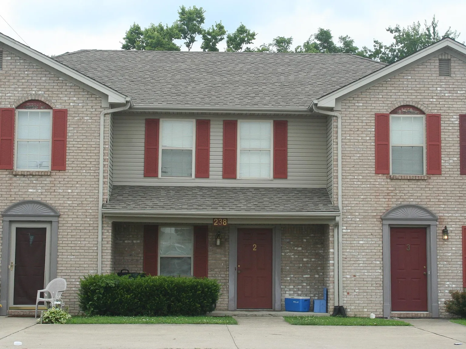 238 Marcellus Dr - B4 - 3 — Photo 2