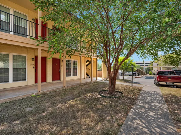 8702 Village #814, San Antonio, TX 78217