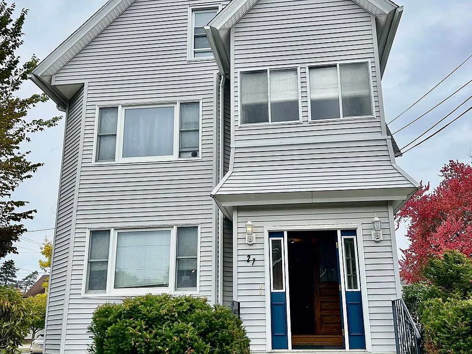 27 Otis St #3