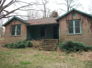 2240 W Clemmonsville Rd, Winston Salem, NC 27127