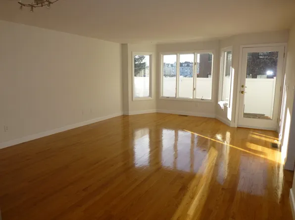 2 Raymond St #D, Allston, MA 02134