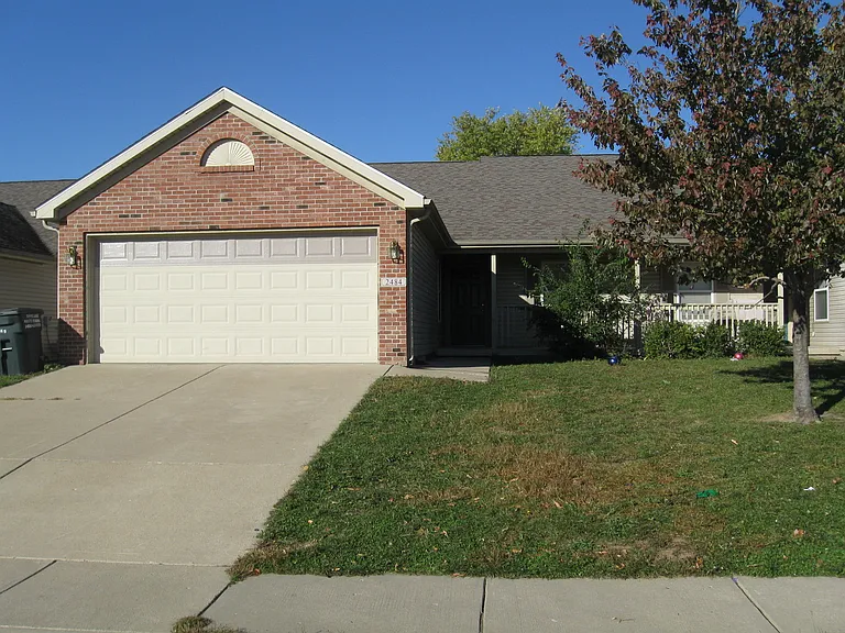 2486 Hopkins Dr — Photo 1