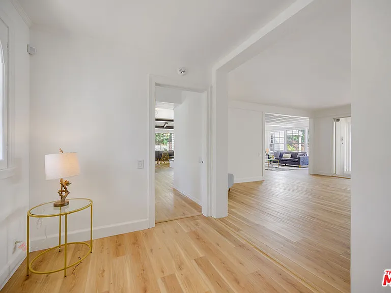 926 N Alpine Dr — Photo 27