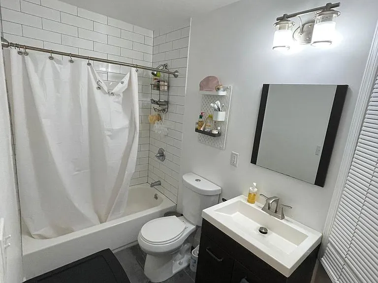 137 De Kalb Ave #1 — Photo 11