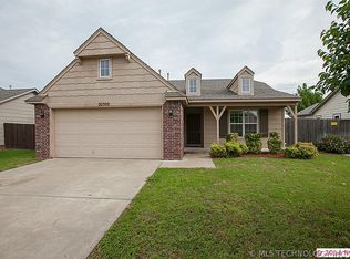 20309 E 41st Pl, Broken Arrow, OK 74014