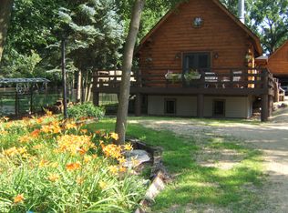 3258 Brooklyn Dr, Stoughton, WI 53589