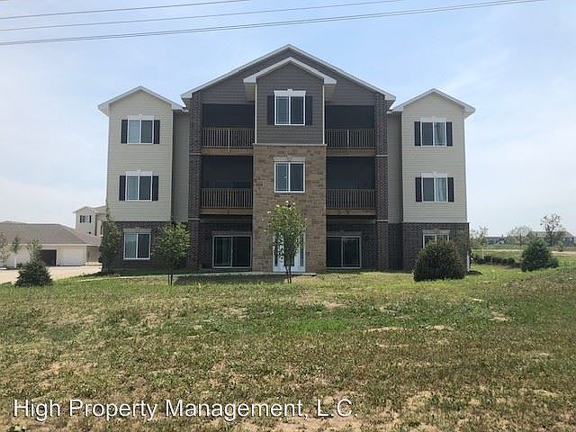 1st image of 4408-4414 Ashworth Dr