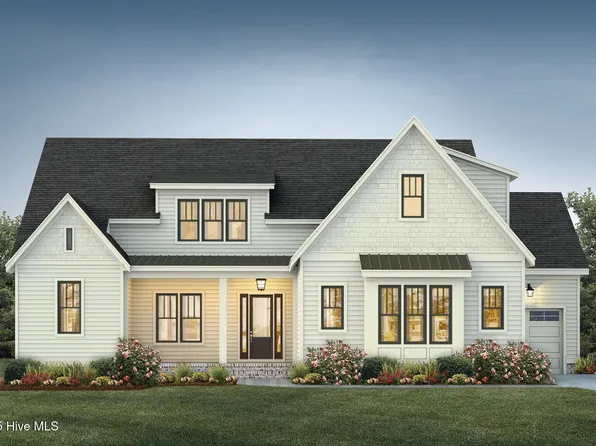 255 Hollycrest Drive, Pinehurst, NC 28374