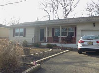 243 Topside Rd, Manahawkin, NJ 08050