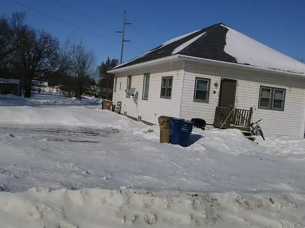 15 12th St SE #2, Watertown, SD 57201