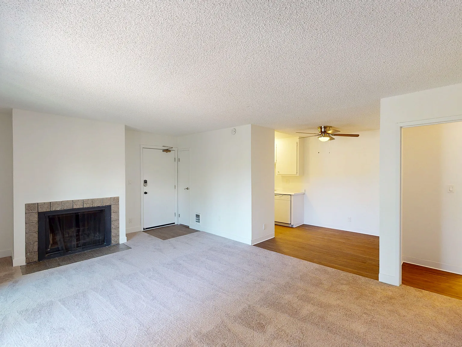 Comfortable 1BR in Novato | Parking Included | Pet Friendly — Photo 4