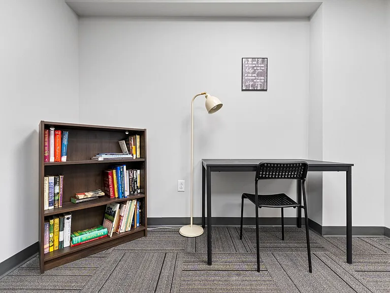 Altamont Apartments Limited-Time Special! First Month FREE with Approved Application! — Photo 15
