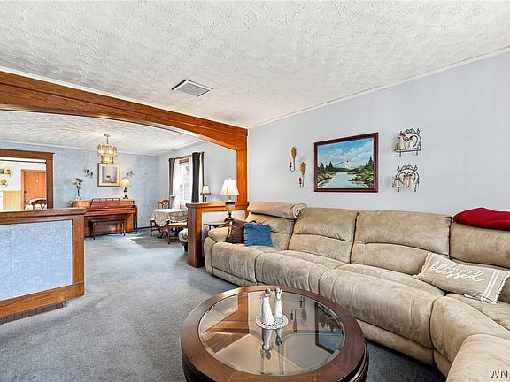 4th image of 46 Dempster St
