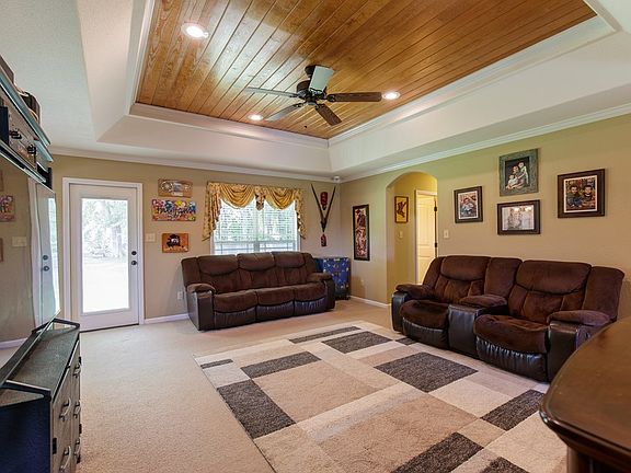 3rd image of 4011 Cobblestone Way