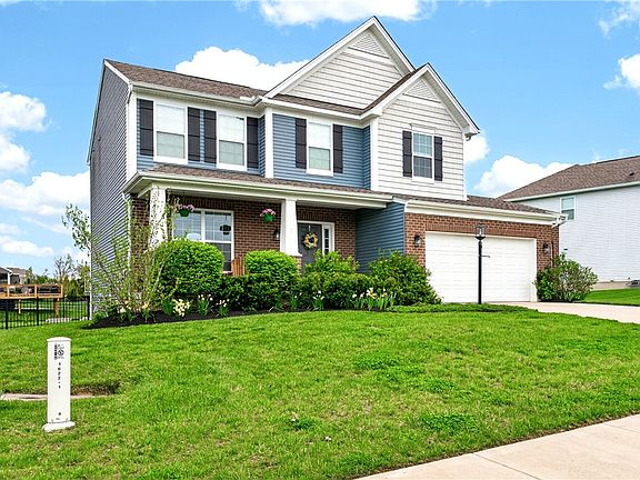 3rd image of 1618 Windham Ln