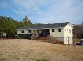 197 Country Rhoutt Brown Rd, Pittsboro, NC 27312