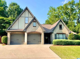 100 Eagle Cove Dr, Pelham, AL 35124