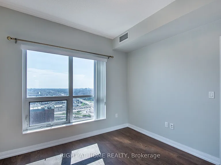 275 Village Green Sq #3225 — Photo 13