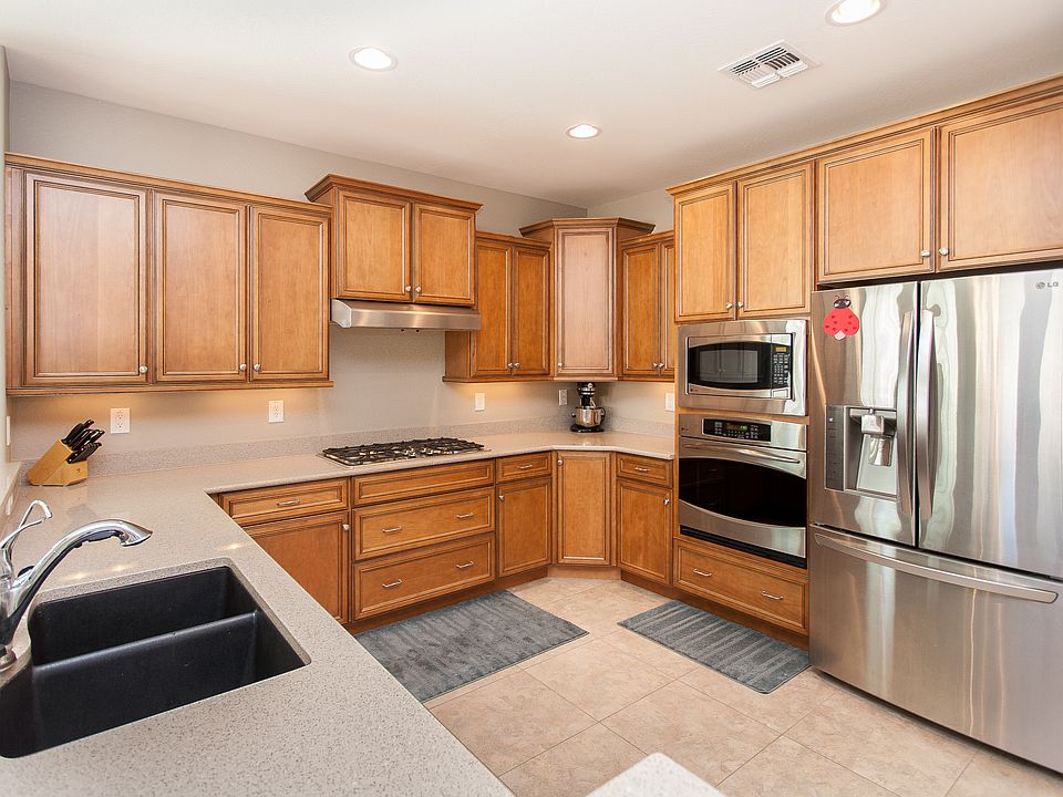 1st image of 2506 E Tonto Dr