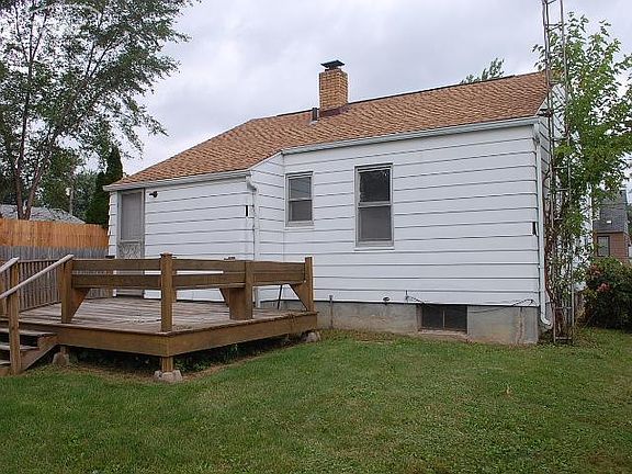 5th image of 3313 Herrick St