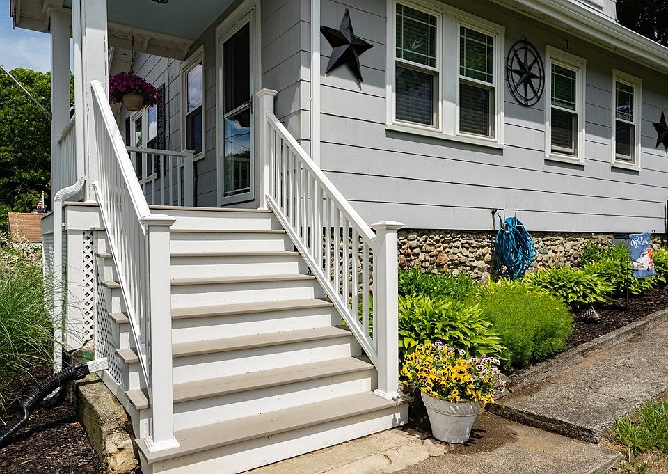 11 Lee St, Weymouth, MA 02189 Zillow