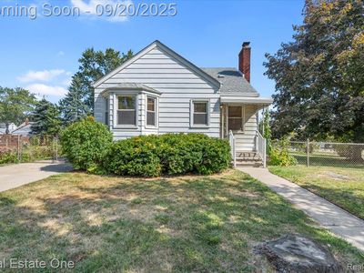 2210 Hanford Ave, Lincoln Park, MI, 48146