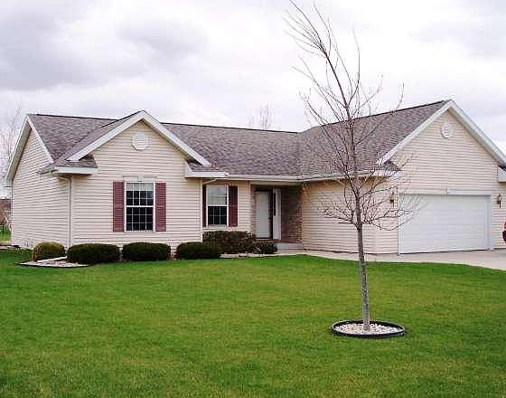 1st image of 1303 Newcastle Ct