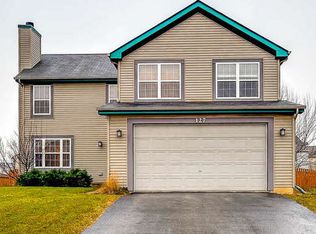 127 Cobbler Ln, Sugar Grove, IL 60554