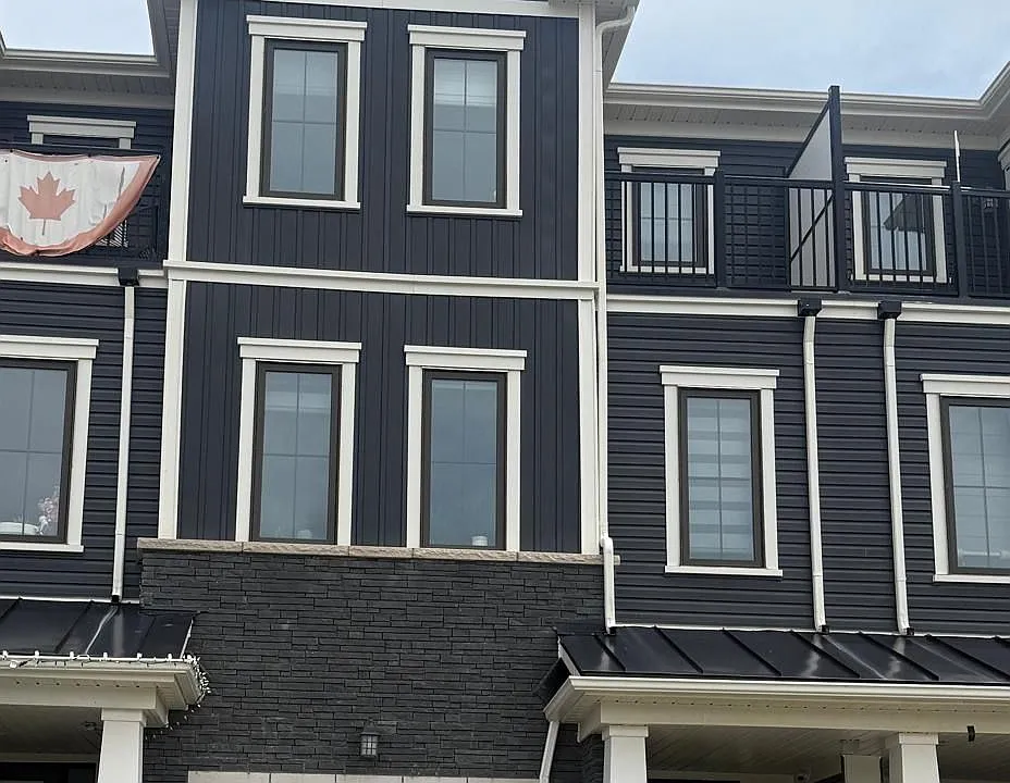 33 Baskett St