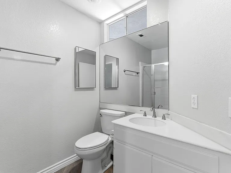24409 Hillsdale Ave #9 — Photo 8