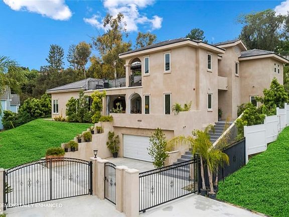 2nd image of 19362 Fisher Ln