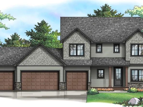 636 Parkside Ct, Eagan, MN 55123