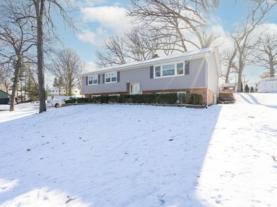 28W621 Indian Knoll Rd, West Chicago, IL, 60185