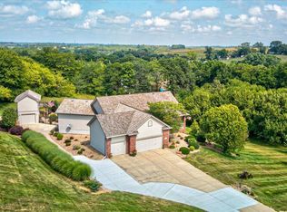 22558 Meadowview Pkwy, Council Bluffs, IA 51503
