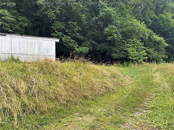 2nd image of 198 Collins Dr