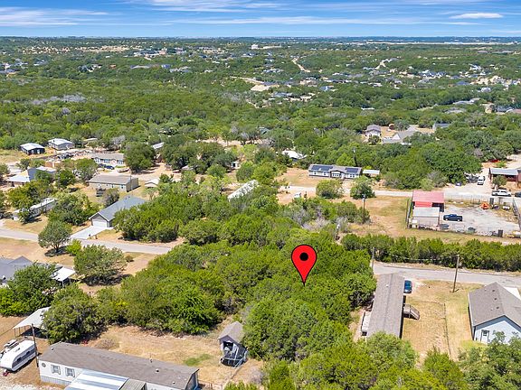 3rd image of 915 Bosque River Dr