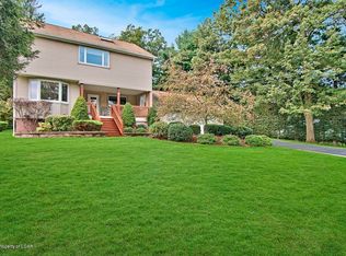 36 Lakewood Dr, Hunlock Creek, PA 18621