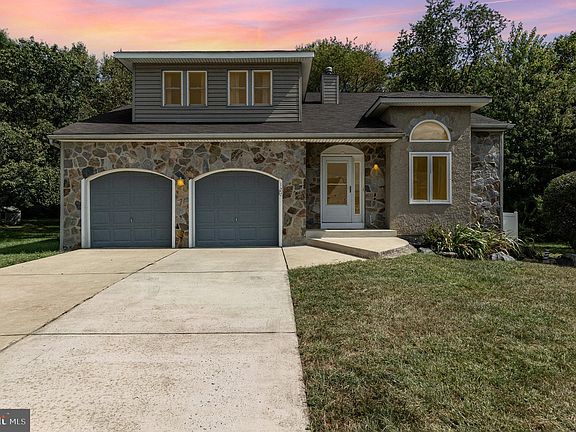 2nd image of 127 Nursery Dr