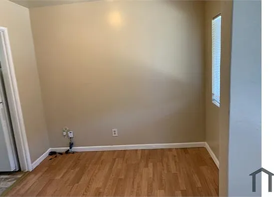 9636 Bancroft Ave #2 — Photo 3
