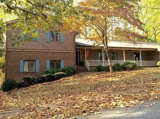 114 Inlet Reach Dr, Seneca, SC 29672