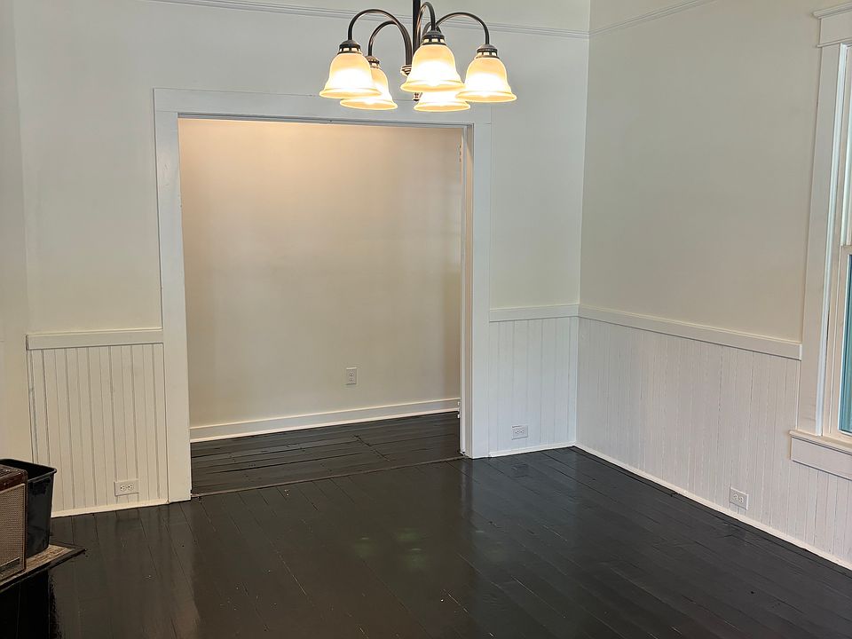 1st image of 203 N Grove St #4