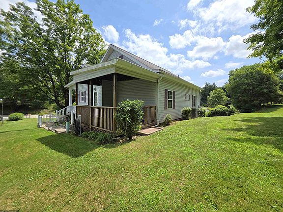 4th image of 2222 Pleasant Valley Rd